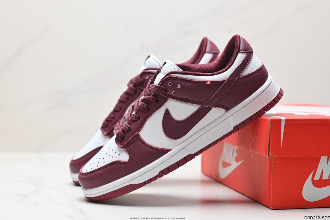 Nike Dunk Low Bordeaux