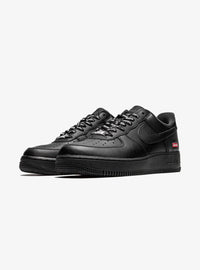 NIKE AIR FORCE 1 LOW SUPREME black